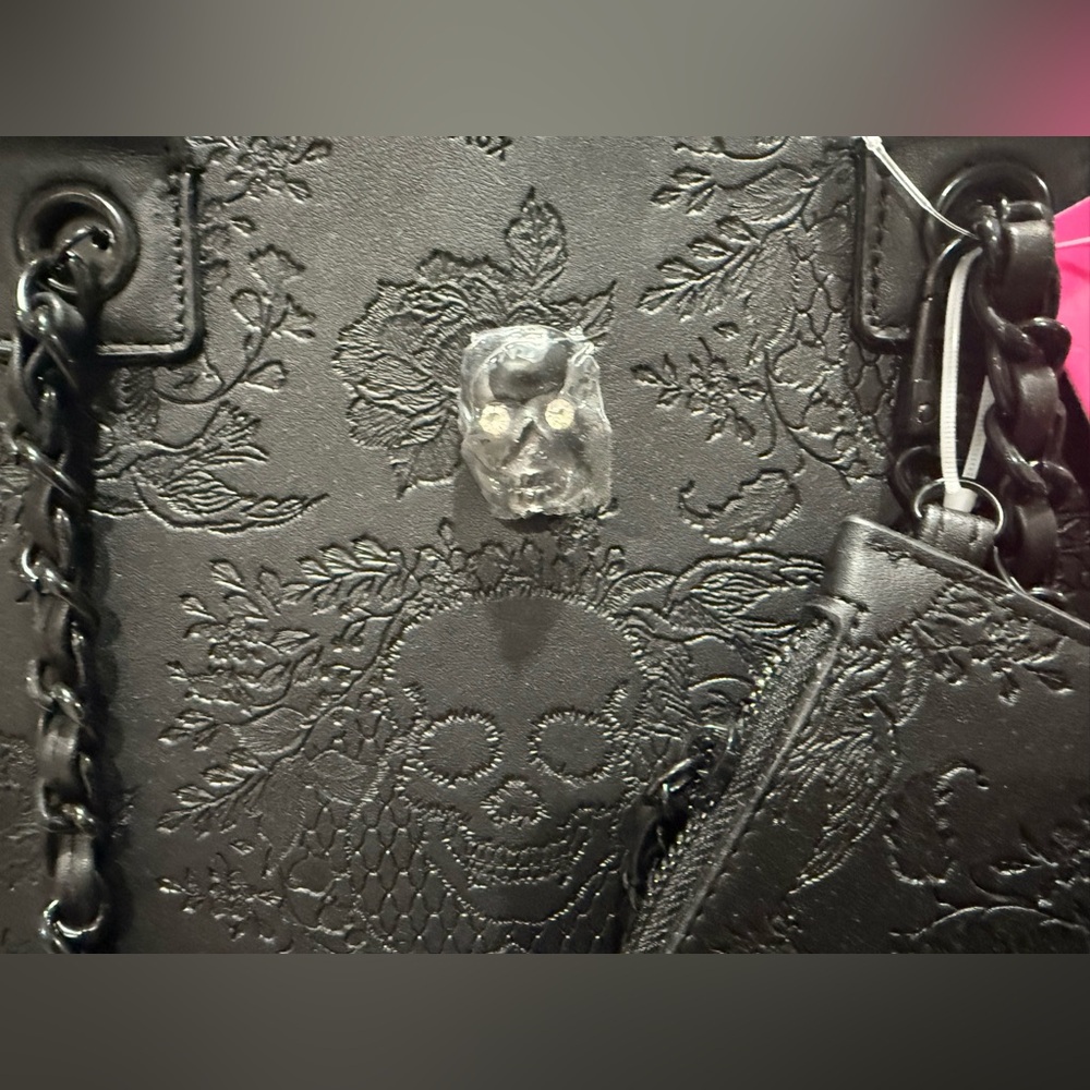 Betsey Johnson Skull Tote - Picture 10 of 11